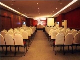 Rachaphruk Grand Hotel Nakhonratchasima Buitenkant foto